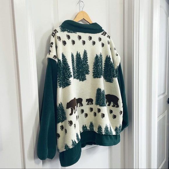 Bear Cabin Fleece Unisex Zip-Up Sweater/Coat - Picture 2 of 5